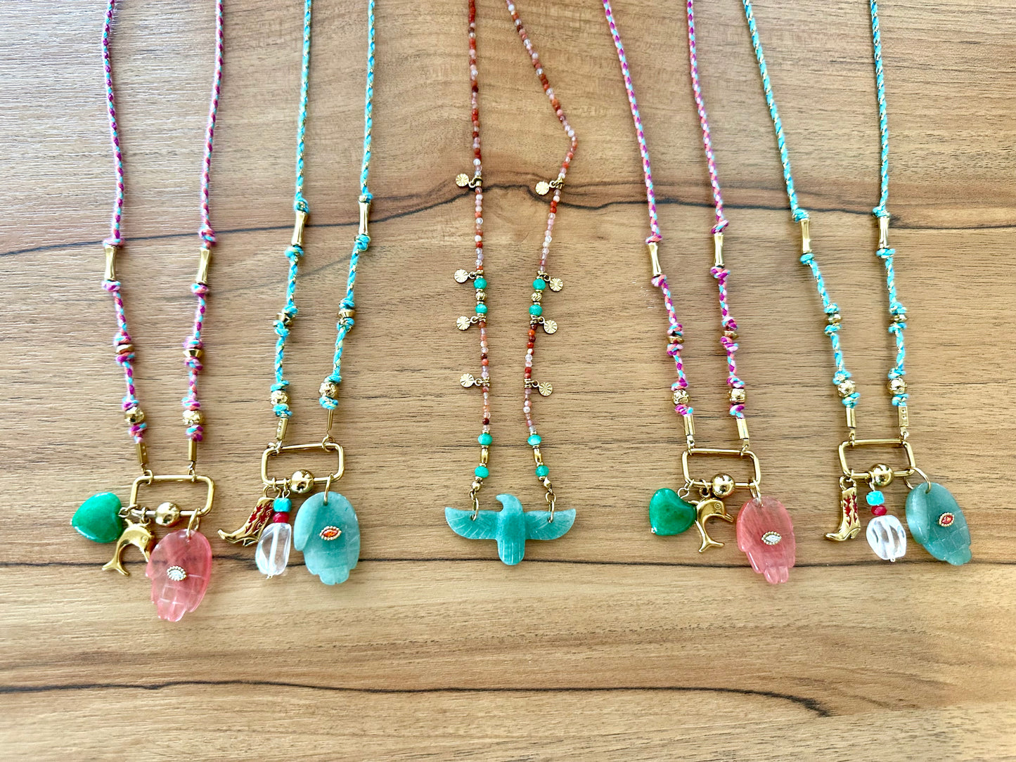 Charm Mano Fucsia
