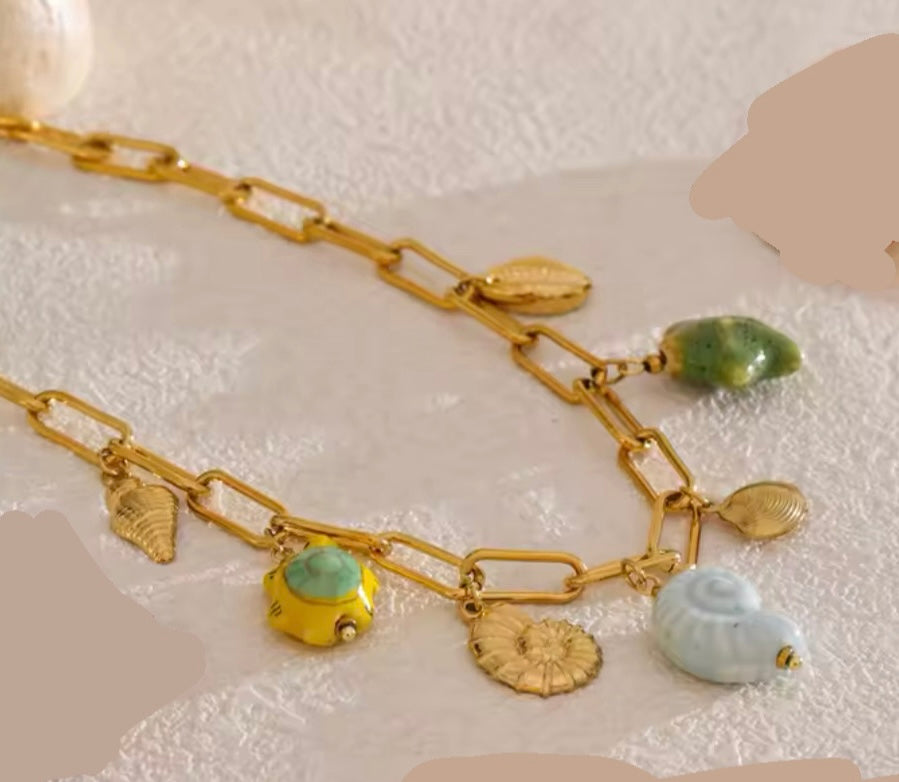 Bay Necklace