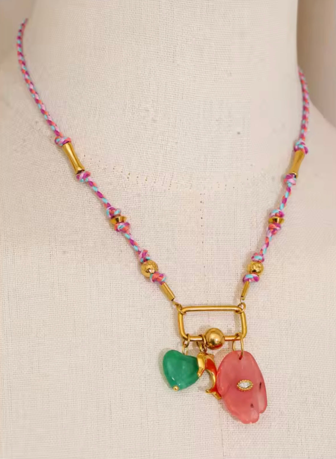 Charm Mano Fucsia