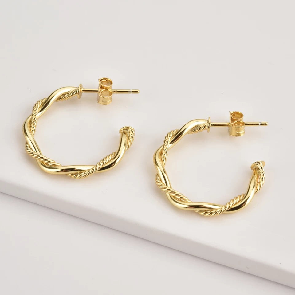Twirky Hoop Gold