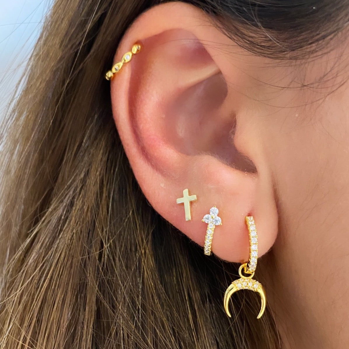 Cross Stud