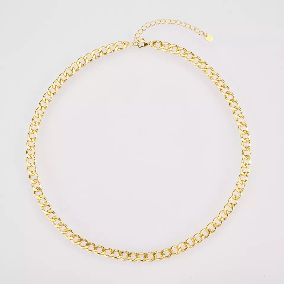 Kazumi Necklace Gold