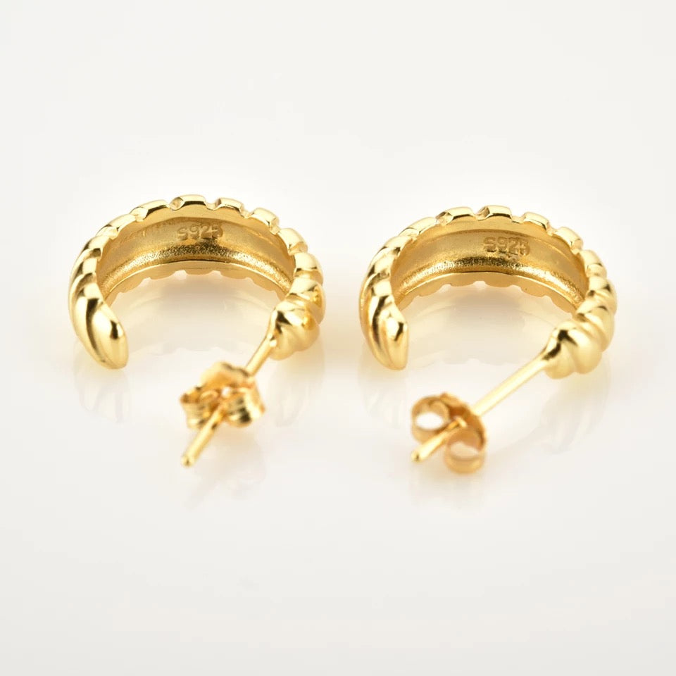 Twist Hoop