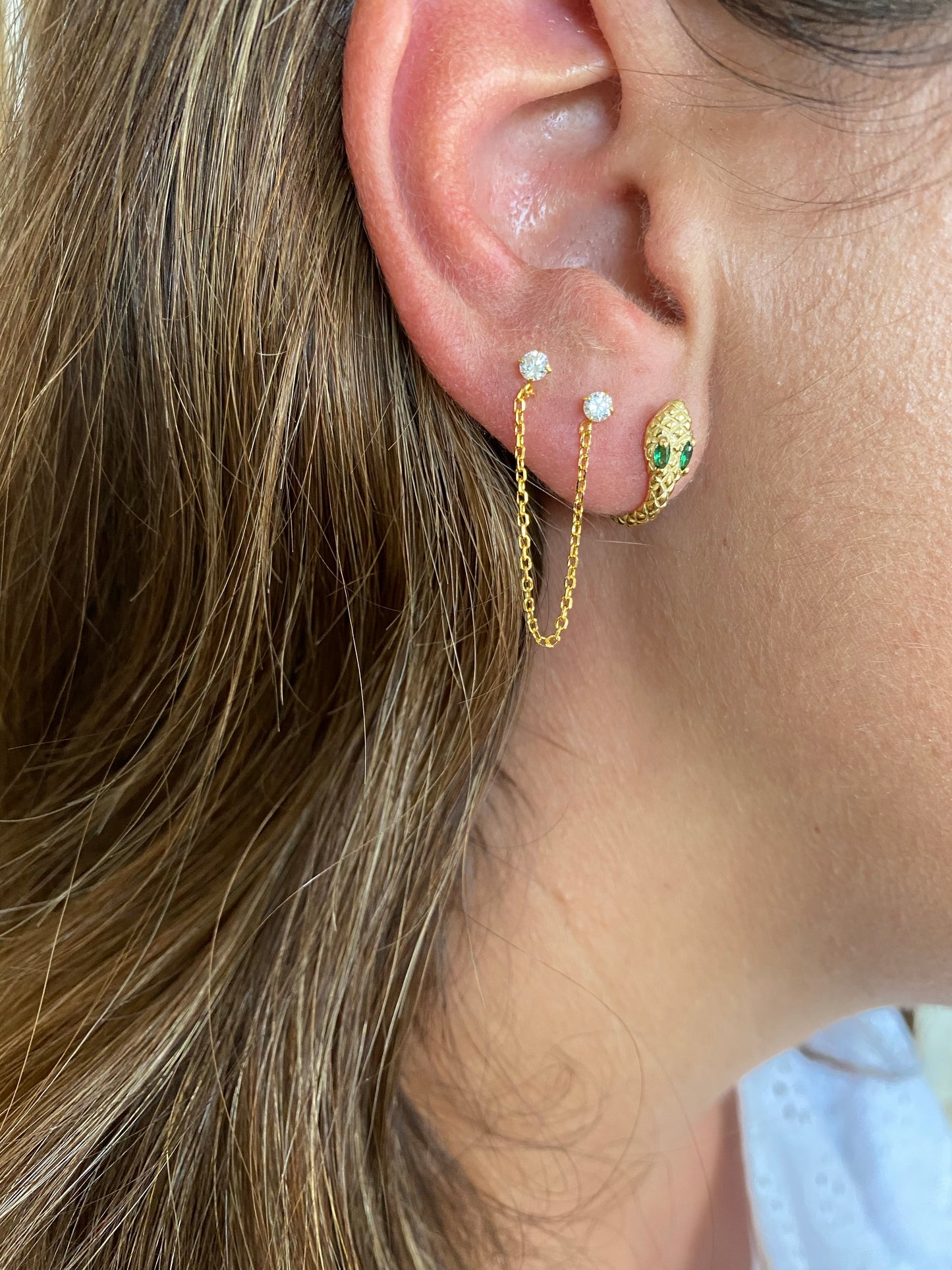 Double chain stud clear
