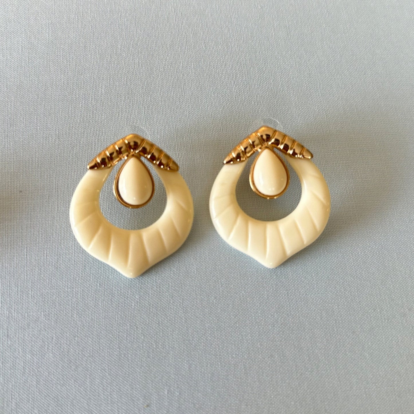 Vintage Ivory Cocktail Earrings