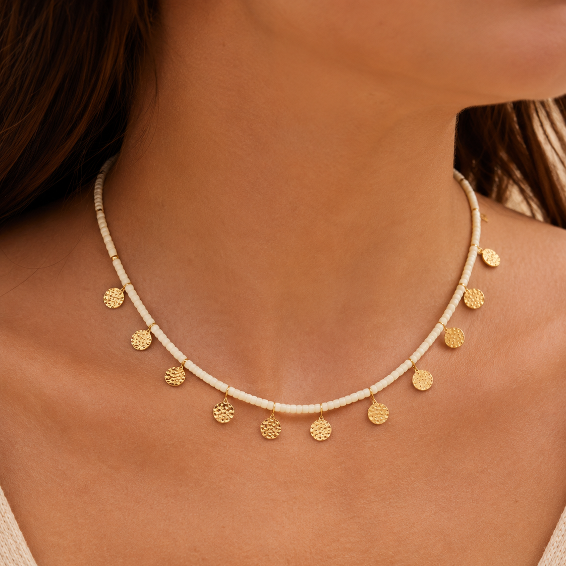 Apple Necklace Ivory