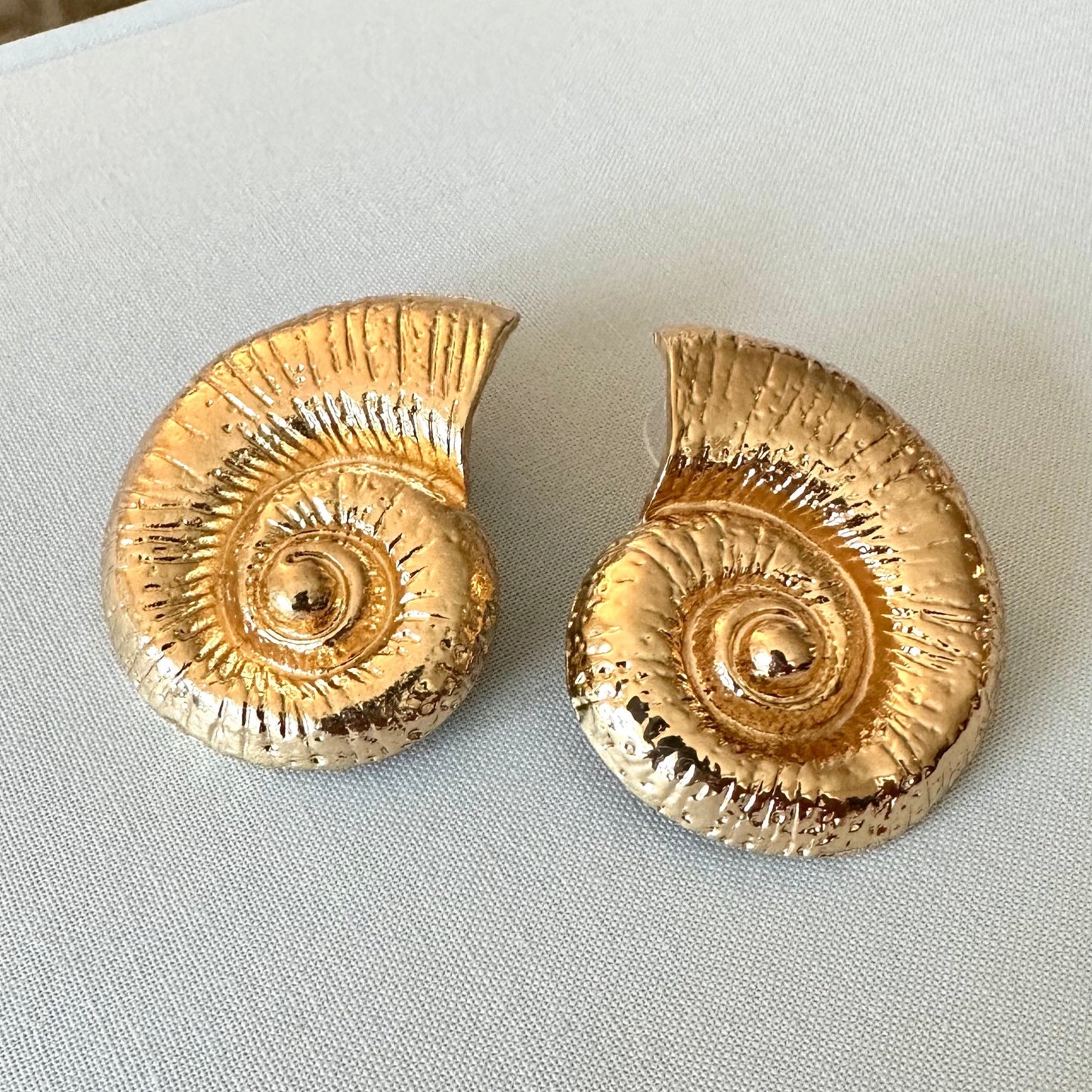 Conch Cocktail Earrings