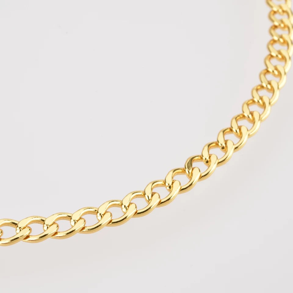 Kazumi Necklace Gold
