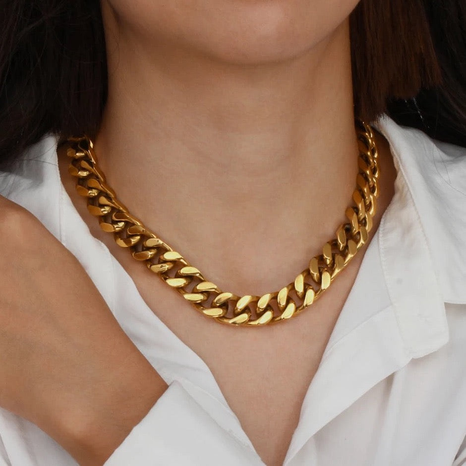Marion Maxi Necklace Gold